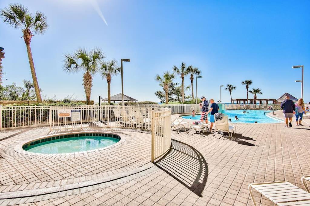 Pelican Beach Resort-Walkout Unit-On The Beach Destin Exterior foto